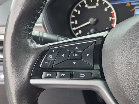 Used 2022 Nissan Altima 2.5 SL FWD image 14