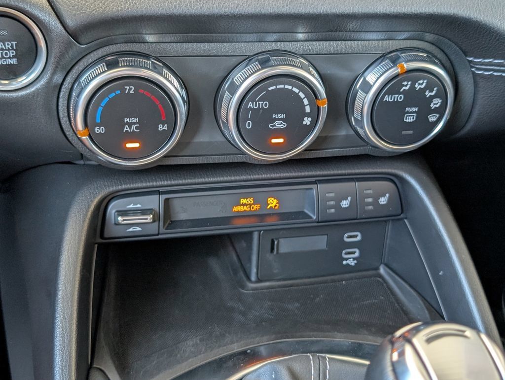 Used 2025 MAZDA MX-5 Miata RF Grand Touring RWD image 8