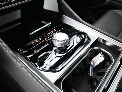 New 2026 Jeep Grand Wagoneer 4WD w/ Premium Group I image 20