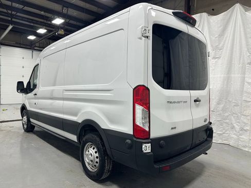 Used 2024 Ford Transit 250 148 Medium Roof Extended AWD w/ Load Area Protection Package image 5