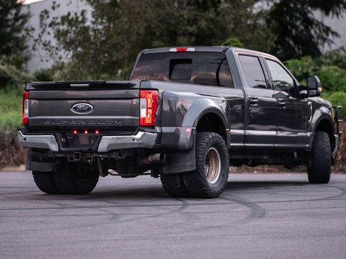 Used 2017 Ford F350 Lariat w/ FX4 Off-Road Package AWD/4WD image 9