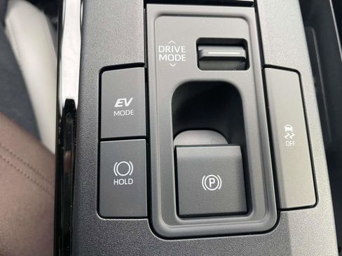 New 2026 Toyota Prius XLE image 40