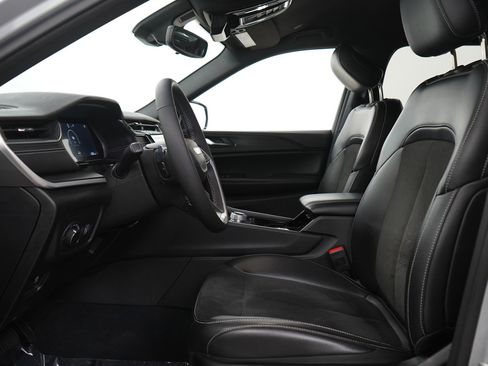 Used 2023 Jeep Grand Cherokee L Laredo image 19