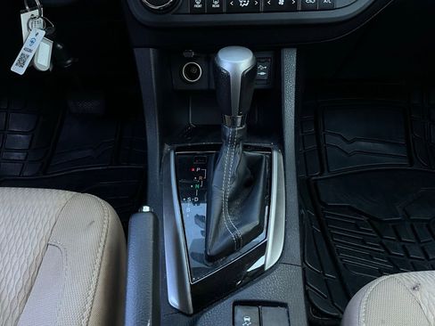 Used 2014 Toyota Corolla LE w/ Body Protection Package image 18