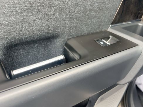 Used 2023 Ford F450 Lariat image 30