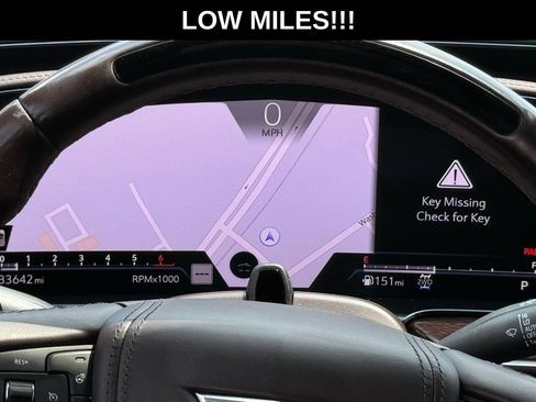 Certified 2023 Cadillac Escalade Sport Platinum AWD/4WD image 4