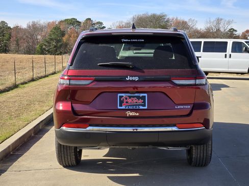 New 2025 Jeep Grand Cherokee Limited w/ Trailer Tow Package image 4
