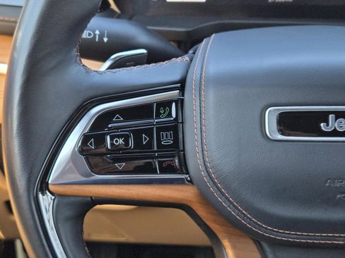 Used 2022 Jeep Grand Cherokee Summit image 34