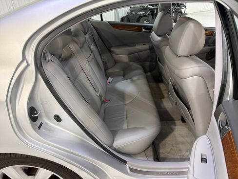 Used 2005 Lexus ES 330 image 13