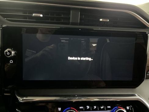 New 2026 GMC Sierra 2500 Denali Ultimate AWD/4WD image 14