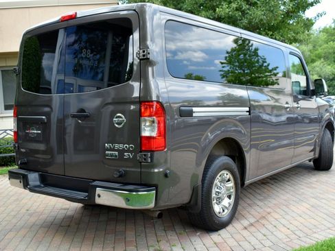 Used 2016 Nissan NV 3500 SV w/ SV Technology Package image 11
