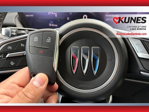 Used 2024 Buick Envision Preferred AWD/4WD image 43