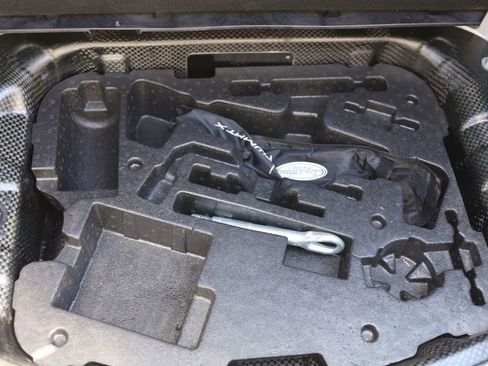 Used 2015 Mercedes-Benz S 63 AMG 4MATIC Sedan w/ Driver Assistance Package image 47