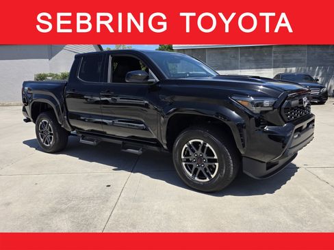 Certified 2025 Toyota Tacoma TRD Sport image 1