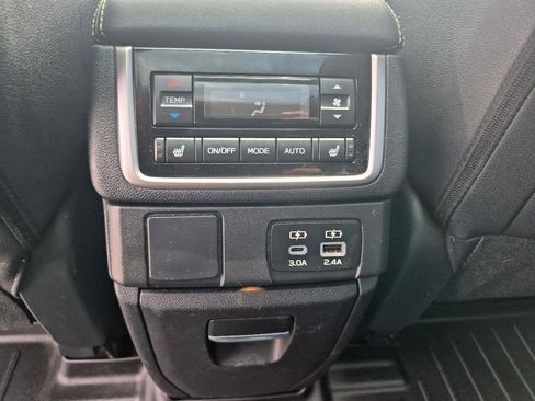 Used 2023 Subaru Ascent Onyx Edition Limited AWD/4WD image 15