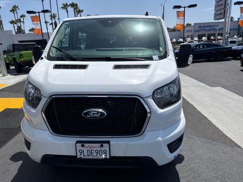 Used 2024 Ford Transit 350 XLT RWD image 4