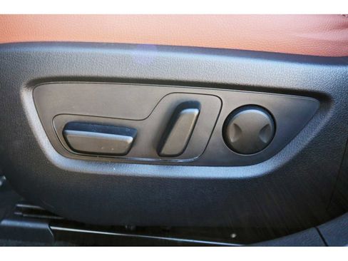 Used 2024 MAZDA CX-30 Carbon image 23