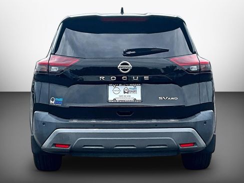 Used 2021 Nissan Rogue SV AWD/4WD image 3
