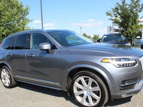 Used 2017 Volvo XC90 T6 Inscription w/ Vision Package AWD/4WD image 10