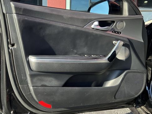 Used 2020 Kia Stinger GT2 image 13