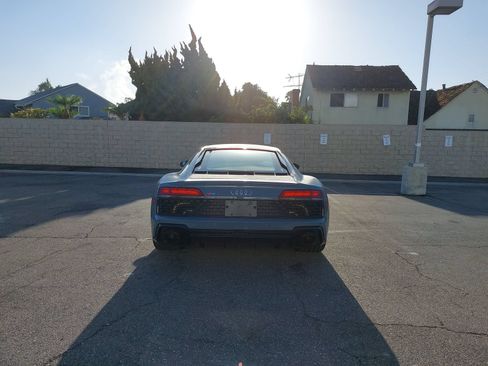 Used 2023 Audi R8 V10 performance RWD image 6
