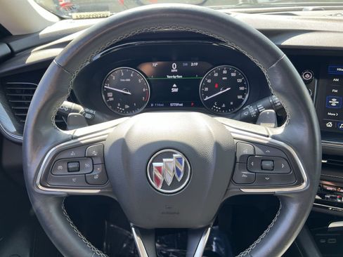 Used 2023 Buick Envision Essence image 24