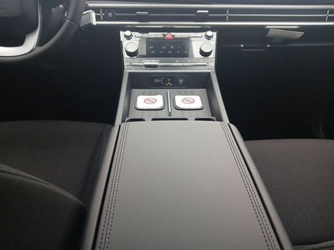 New 2026 Hyundai Santa Fe SE FWD image 11