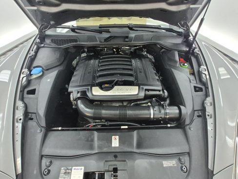 Used 2013 Porsche Cayenne AWD/4WD image 27