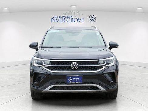 Certified 2023 Volkswagen Taos SEL AWD/4WD image 2