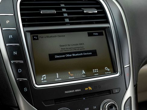 Used 2017 Lincoln MKX Reserve image 30