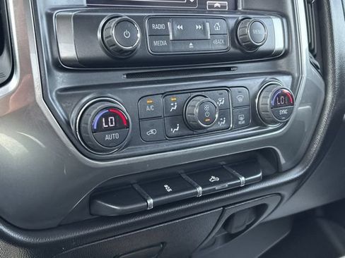 Used 2018 Chevrolet Silverado 1500 LT w/ All Star Edition AWD/4WD image 35