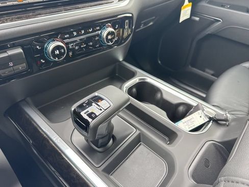 New 2026 GMC Sierra 1500 Elevation w/ Elevation Premium Package AWD/4WD image 40