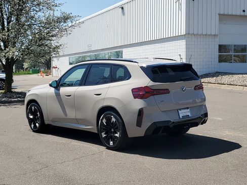 New 2026 BMW X3 xDrive30 w/ Premium Package AWD/4WD image 2