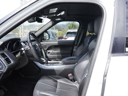 Used 2017 Land Rover Range Rover Sport SE AWD/4WD image 17