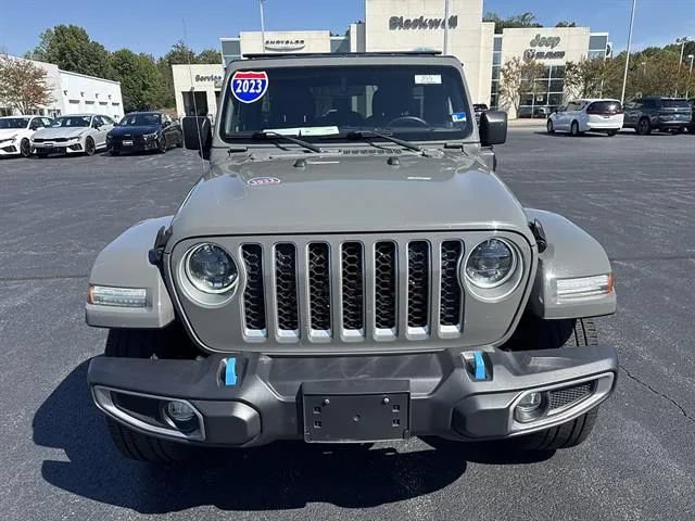 Used 2023 Jeep Wrangler Unlimited Sahara AWD/4WD image 2
