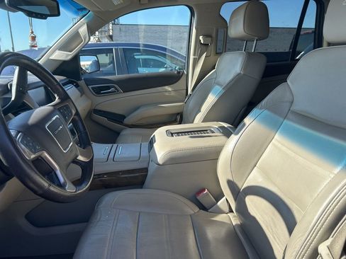 Used 2016 GMC Yukon Denali w/ Open Road Package AWD/4WD image 11
