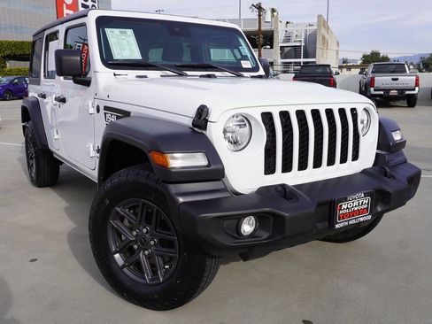 Used 2024 Jeep Wrangler Sport S image 2
