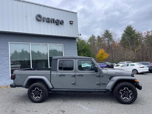 Used 2021 Jeep Gladiator Sport AWD/4WD image 10