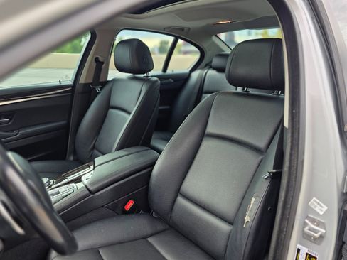 Used 2016 BMW 528i Sedan w/ Driver Assistance Package image 16