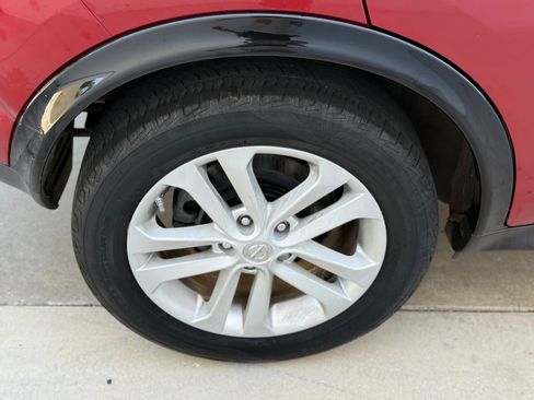 Used 2013 Nissan Juke SL FWD image 15