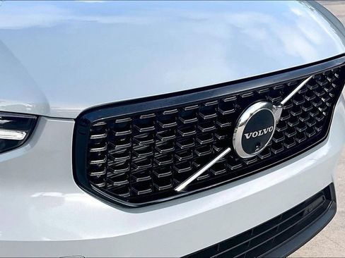 Certified 2026 Volvo XC40 B5 Ultra AWD/4WD image 38