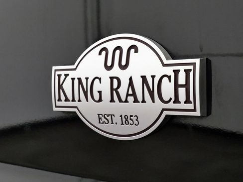 Used 2016 Ford F350 King Ranch w/ King Ranch w/Chrome Package AWD/4WD image 10
