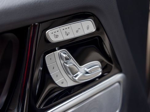 Used 2024 Mercedes-Benz G 63 AMG 4MATIC image 28