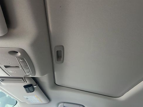 Certified 2023 Nissan Armada SL w/ Captain's Chairs Package image 20