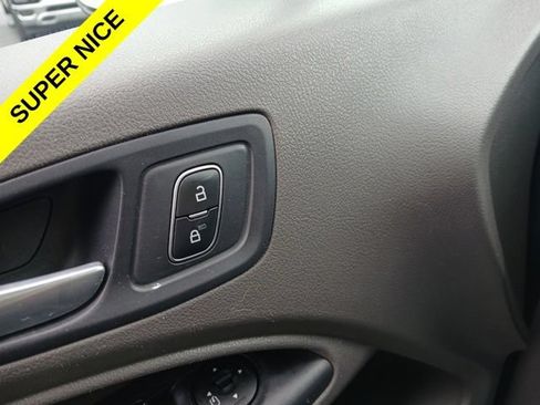 Used 2021 Ford Transit Connect XLT FWD image 27