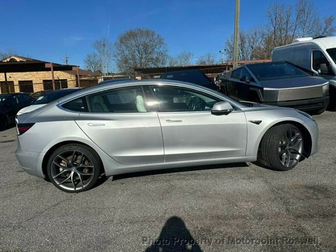 Used 2018 Tesla Model 3 Long Range image 8
