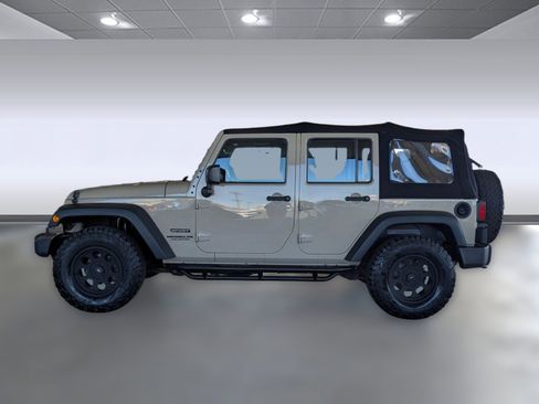 Used 2016 Jeep Wrangler Unlimited Sport image 2