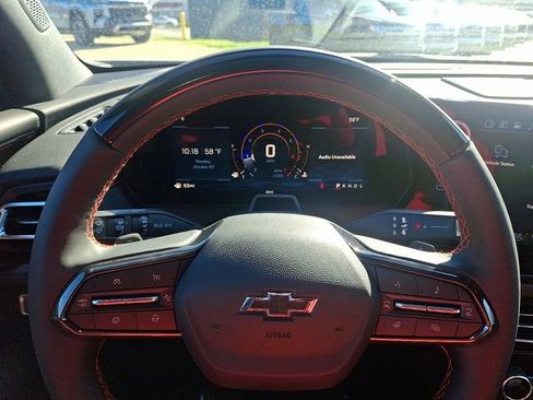 New 2026 Chevrolet Traverse RS image 17