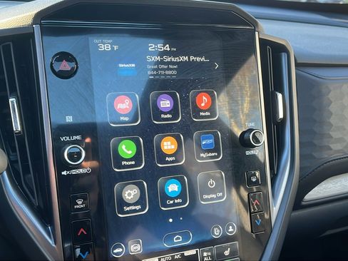 Certified 2025 Subaru Forester Limited image 18