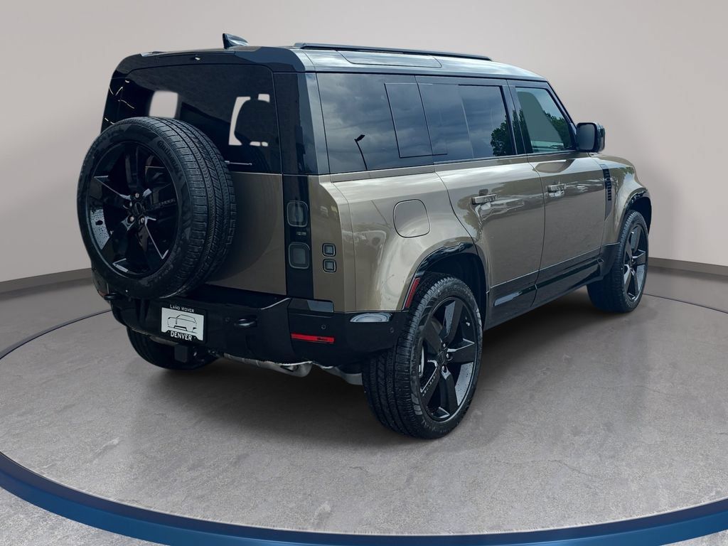 New 2026 Land Rover Defender 110 X-Dynamic SE AWD/4WD image 5